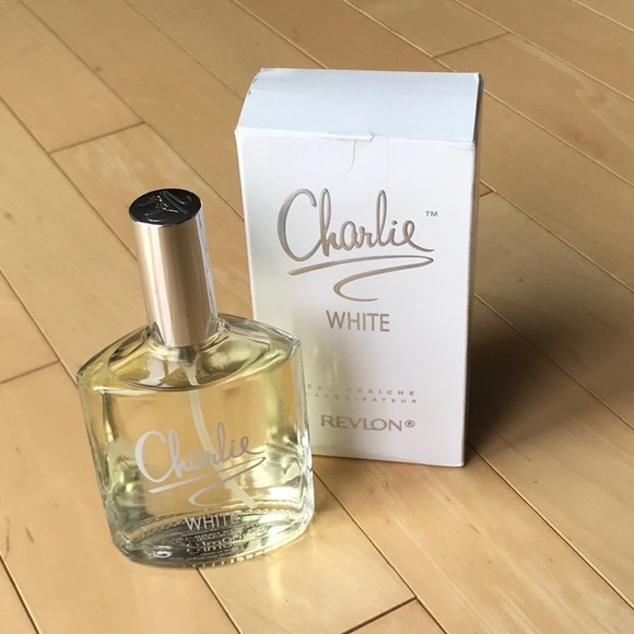 Revlon Makeup New In Box Charlie White Eau Fraiche Vaporisateur